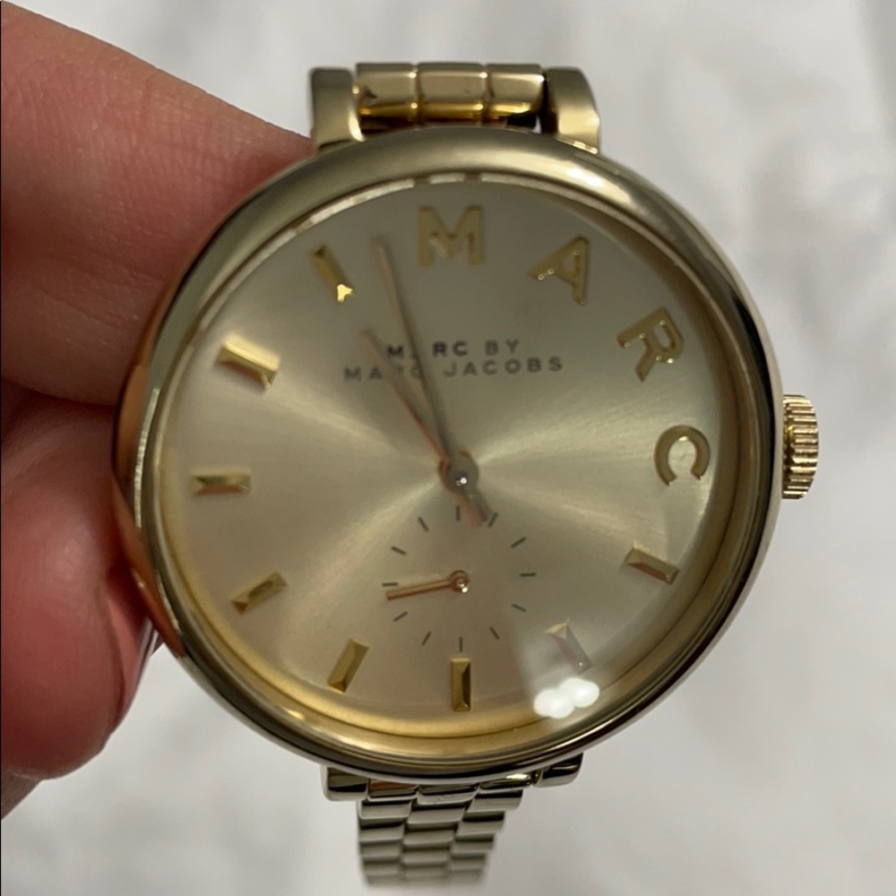Watch - Picture 2 of 4